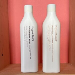 O&M Shampoo and Conditioner duo